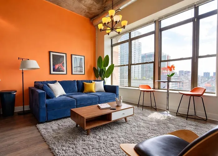 Cozy 2br South Loop With Optional Parking And Gym Near Mccormick Place, Public Transit & Hotspots Apartment