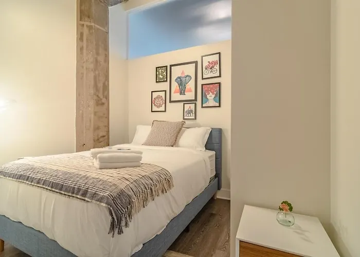 Cozy 2br South Loop With Optional Parking And Gym Near Mccormick Place, Public Transit & Hotspots Chicago